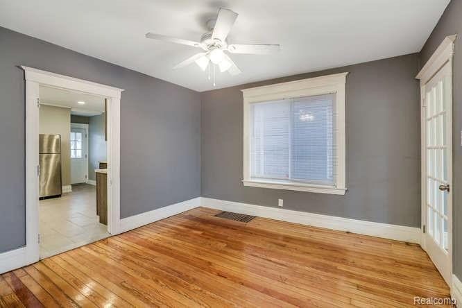 1522 PARKER Street, Detroit, MI 48214 — Photo 9