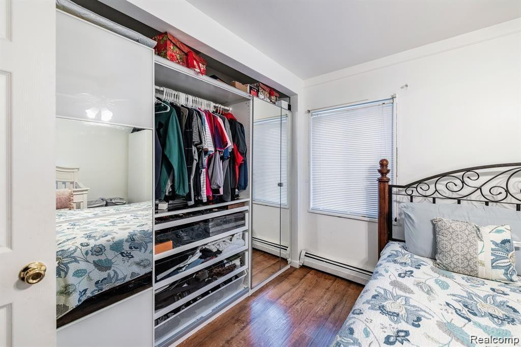 7299 MAYBURN Street, Dearborn Heights, MI 48127 — Photo 18