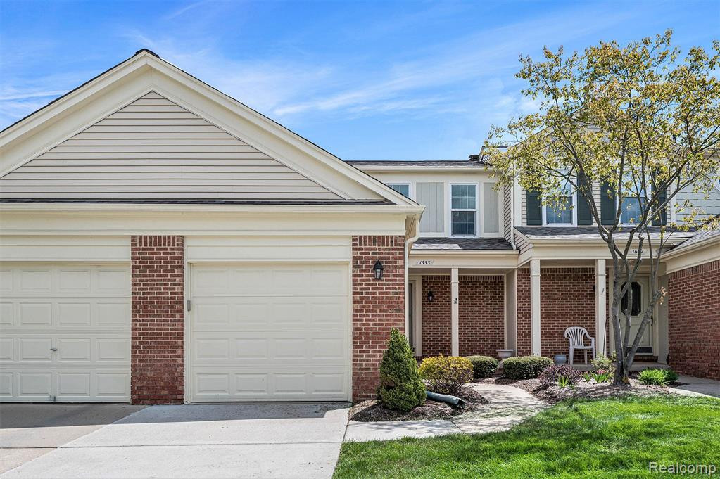 1653 BENNINGTON, Canton, MI 48188 — front exterior