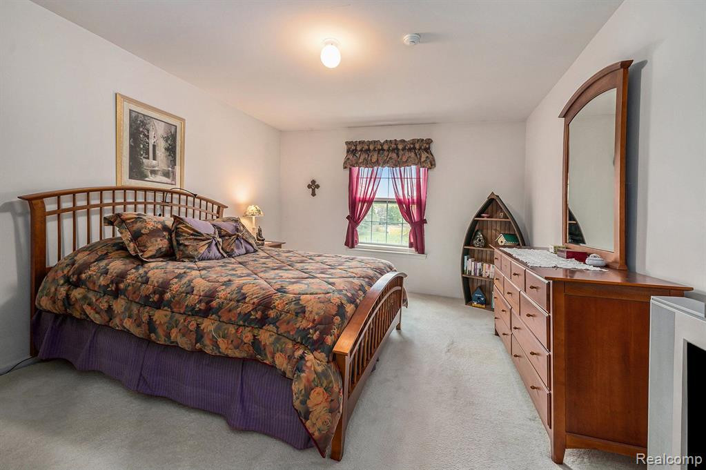 1653 BENNINGTON, Canton, MI 48188 — Photo 15