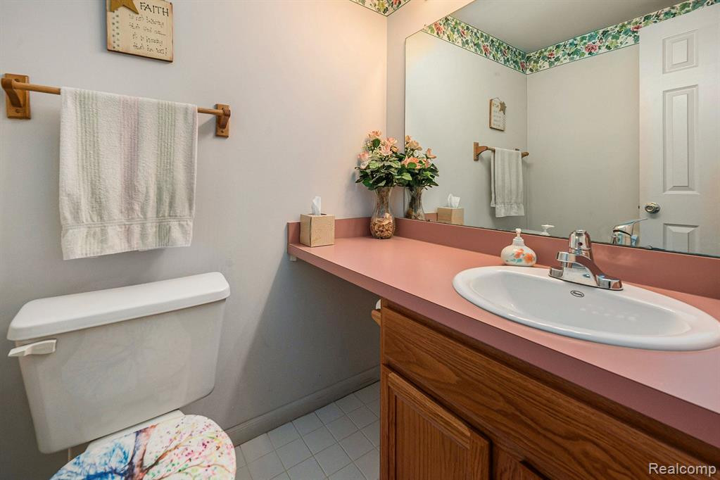 1653 BENNINGTON, Canton, MI 48188 — Photo 25