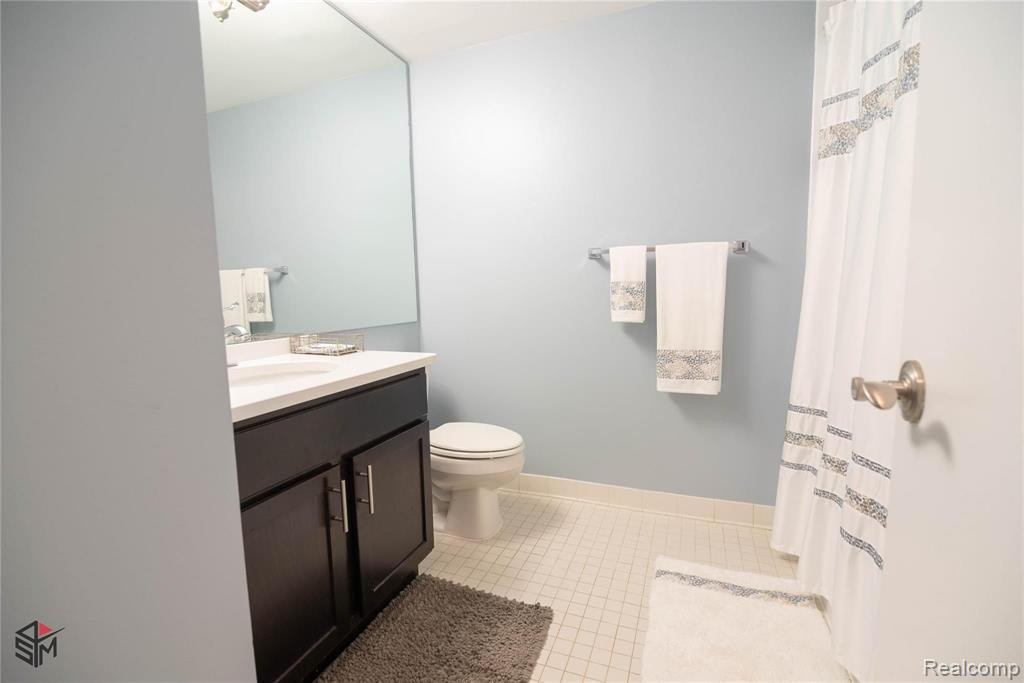 3320 SPINNAKER LN, 3E, Detroit, MI 48207 — Photo 17