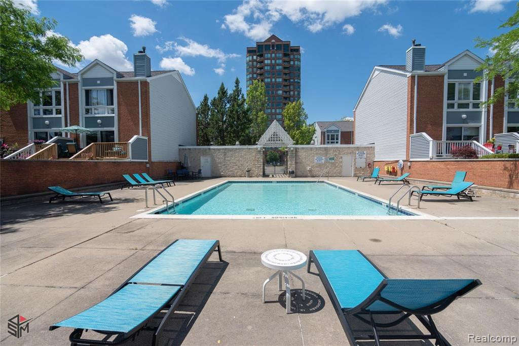3320 SPINNAKER LN, 3E, Detroit, MI 48207 — Photo 25