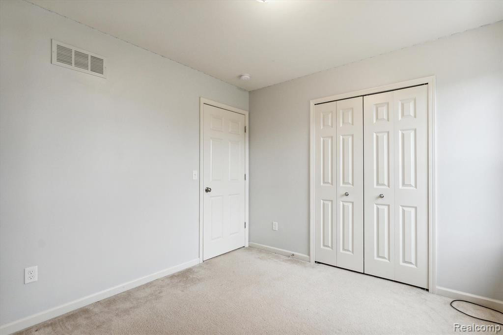 3860 Silver Charm Ln Lane, Howell, MI 48843 — Photo 38