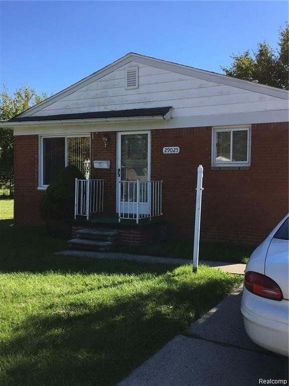 Property photo for 29025 ETON Street N, Westland, MI 48186