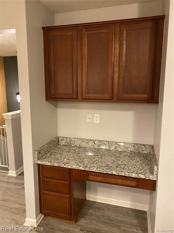 18203 ADRI CIRCLE Circle S, Commerce Twp, MI — Photo 8