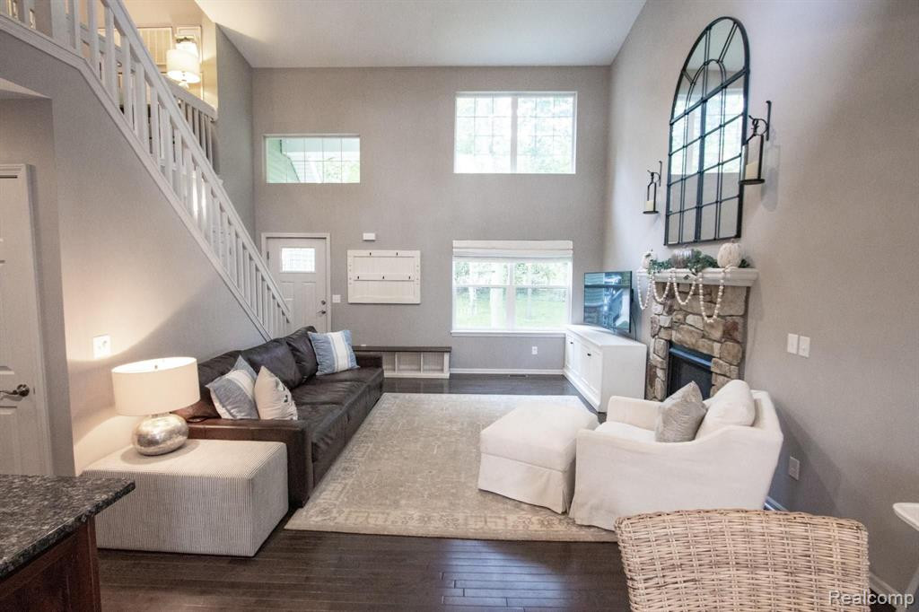 4577 Oaklawn Drive, Pinckney, MI 48169 — Photo 4