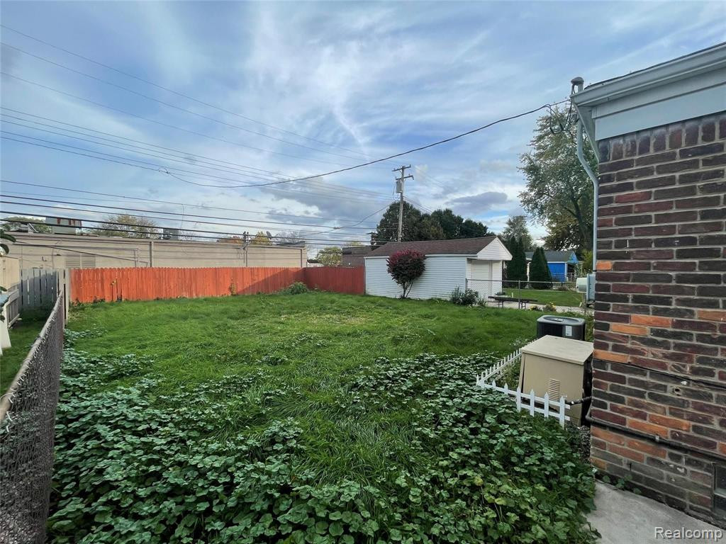 3813 ROOSEVELT Street, Dearborn, MI, 48124