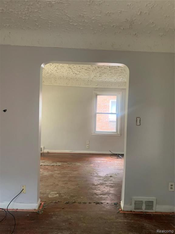 8282 COYLE Street, Detroit, MI 48228 — Photo 6