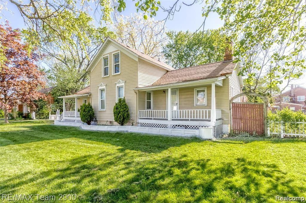 314 W Muir Avenue, Hazel Park, MI, 48030