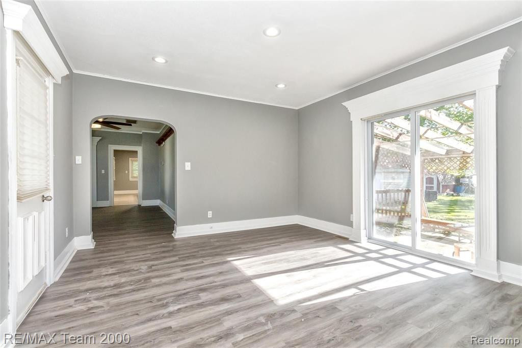 7730 GRAYFIELD Street, Dearborn Heights, MI, 48127