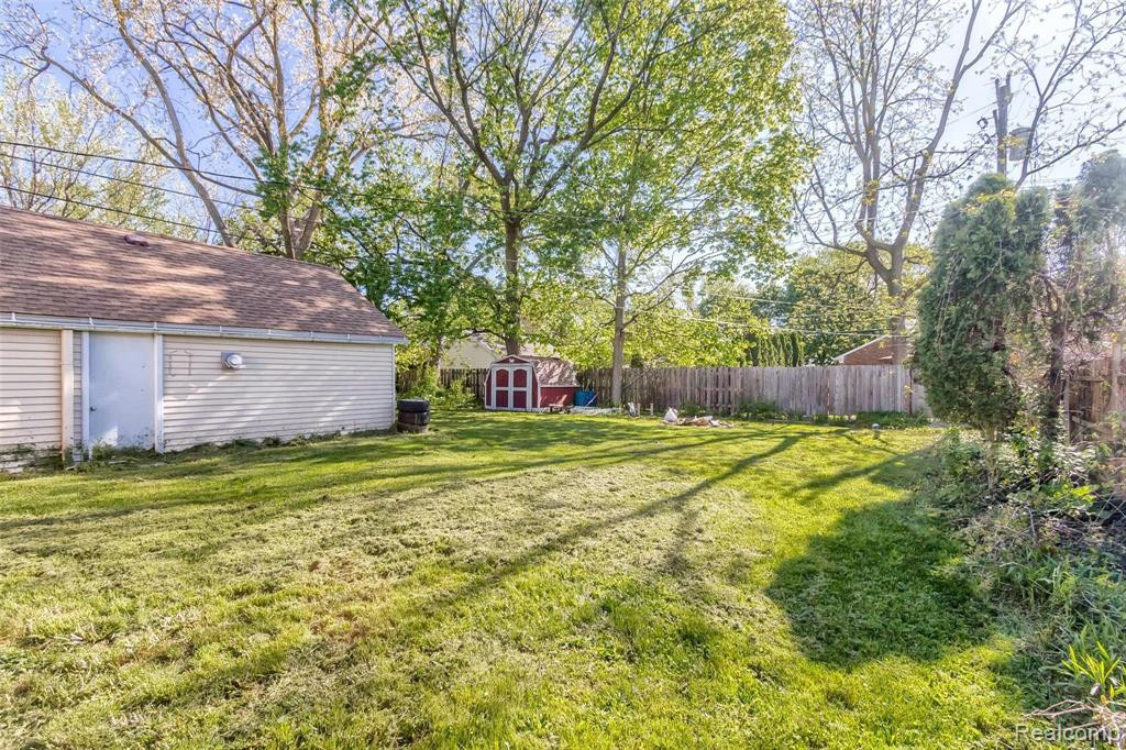 7730 GRAYFIELD Street, Dearborn Heights, MI, 48127