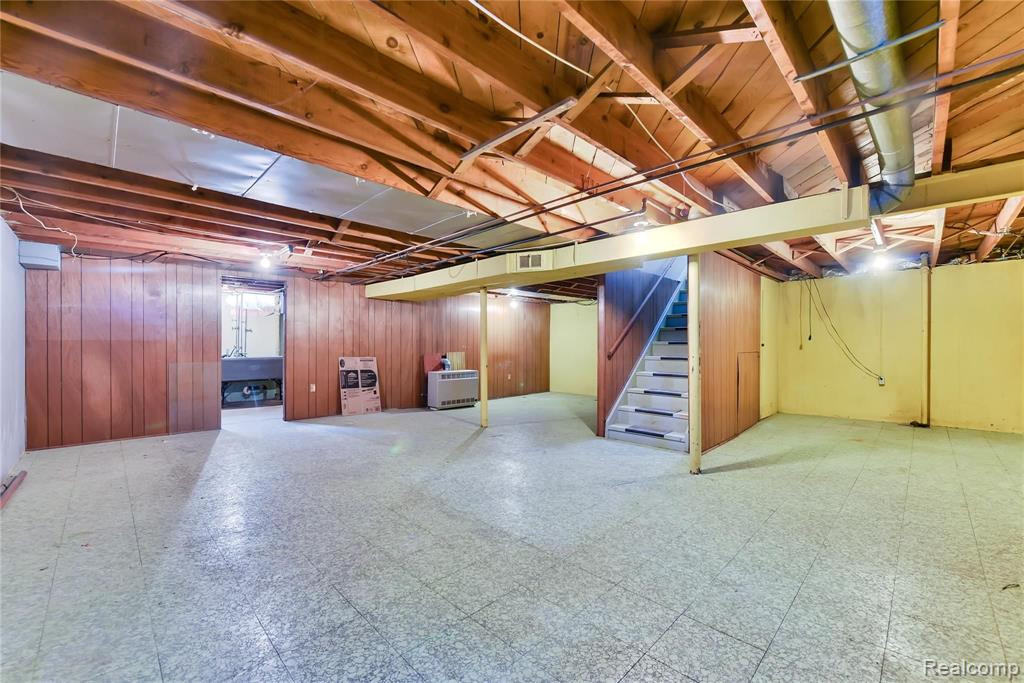 9668 VINE Avenue, Allen Park, MI 48101 — Photo 12