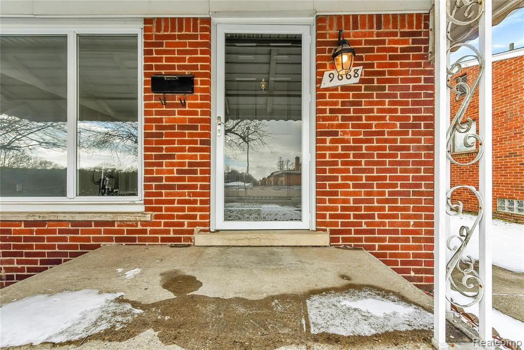 9668 VINE Avenue, Allen Park, MI 48101 — Photo 17