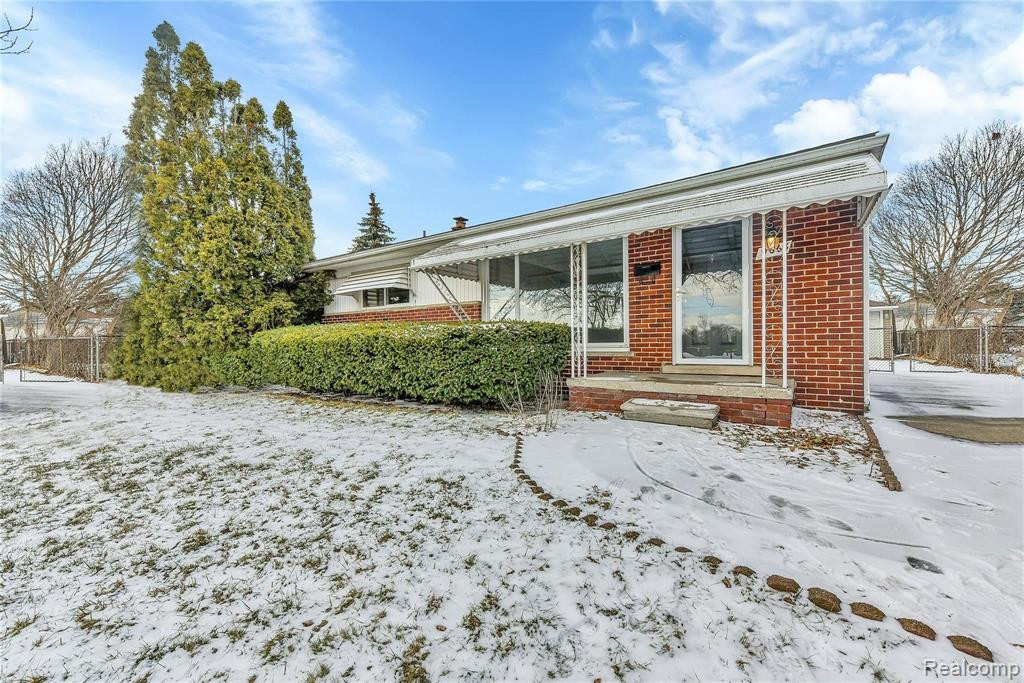 9668 VINE Avenue, Allen Park, MI 48101 — Photo 18