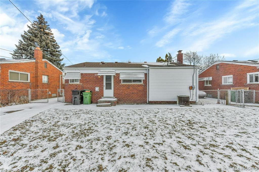 9668 VINE Avenue, Allen Park, MI 48101 — Photo 24