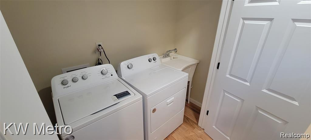 7496 LAKESHORE Drive, Newport, MI 48166 — Photo 12