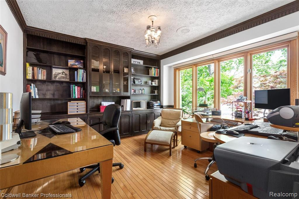 5130 LAKE BLUFF Road, West Bloomfield, MI 48323 — Photo 24