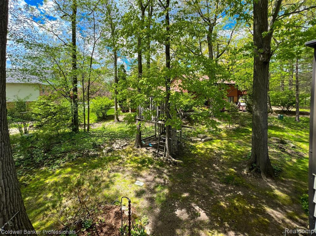 5130 LAKE BLUFF Road, West Bloomfield, MI 48323 — Photo 42