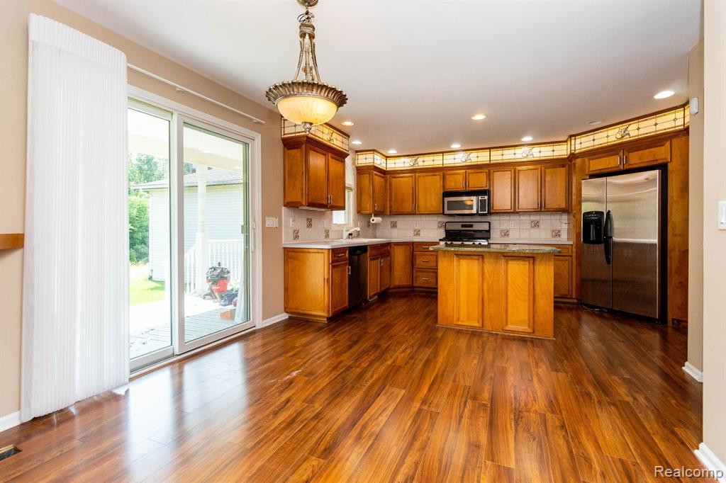 101 LUELLA Avenue, Ann Arbor, MI 48103 — Photo 4
