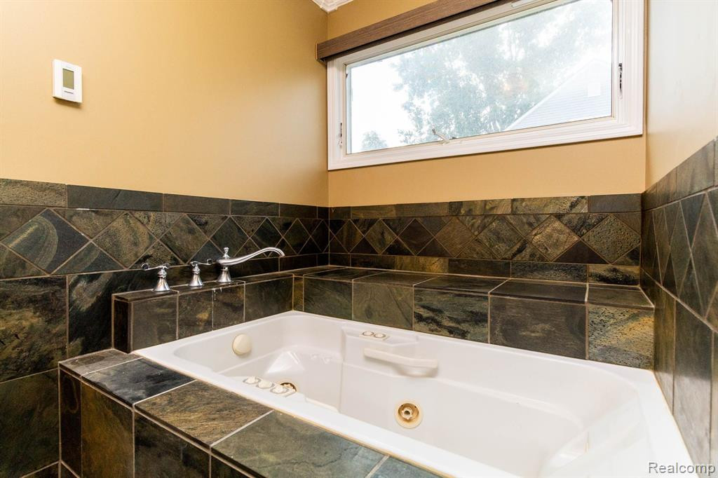 101 LUELLA Avenue, Ann Arbor, MI 48103 — Photo 18