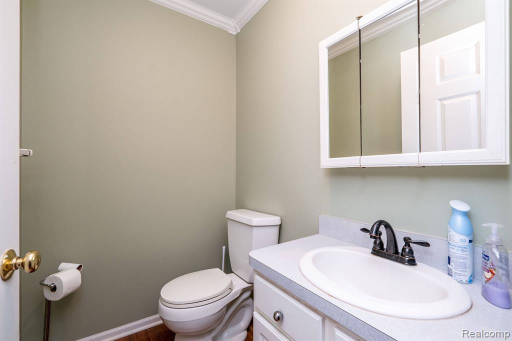 101 LUELLA Avenue, Ann Arbor, MI 48103 — Photo 44