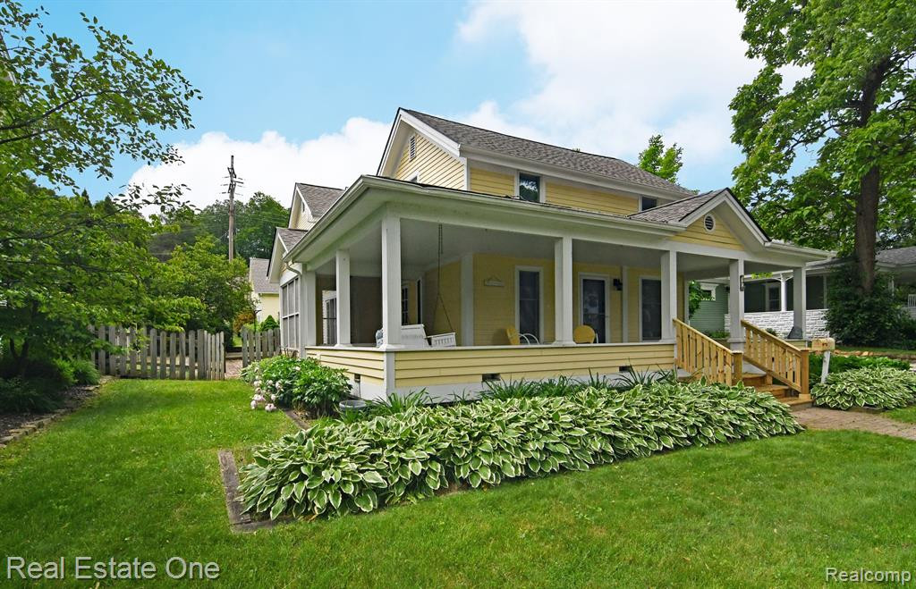69 S HOLCOMB Road, Clarkston, MI — Photo 5