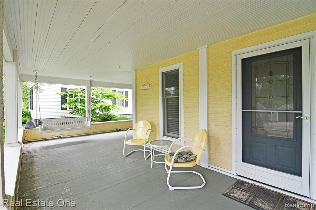 69 S HOLCOMB Road, Clarkston, MI — Photo 11