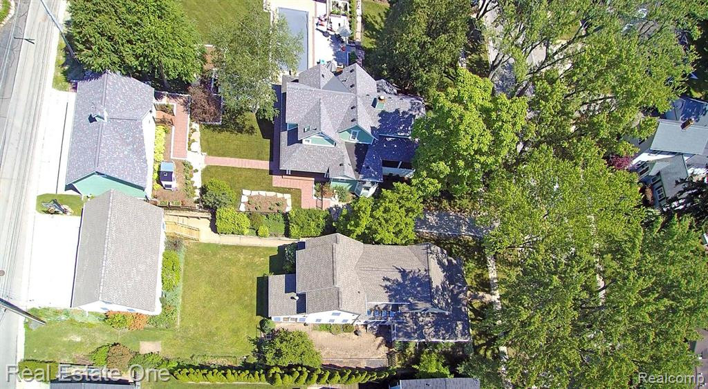 69 S HOLCOMB Road, Clarkston, MI — Photo 14