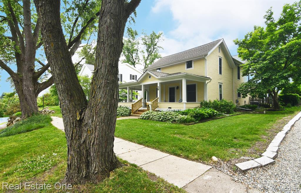 69 S HOLCOMB Road, Clarkston, MI — Photo 15