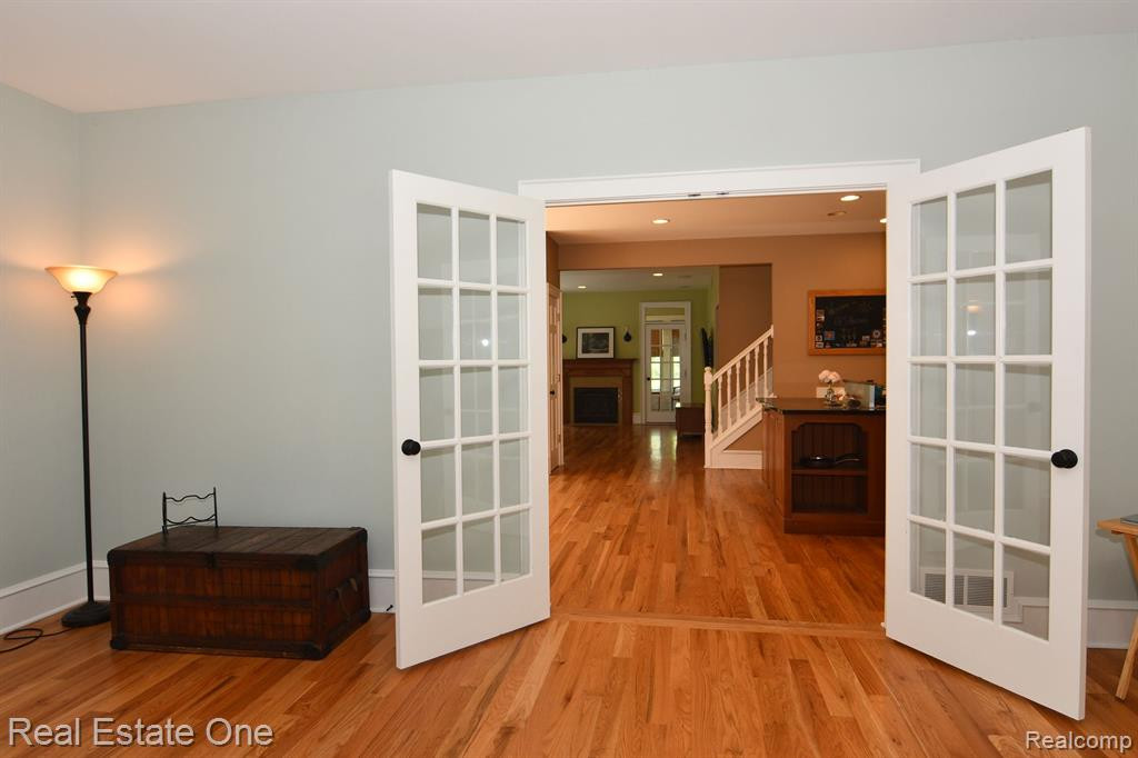 69 S HOLCOMB Road, Clarkston, MI — Photo 18
