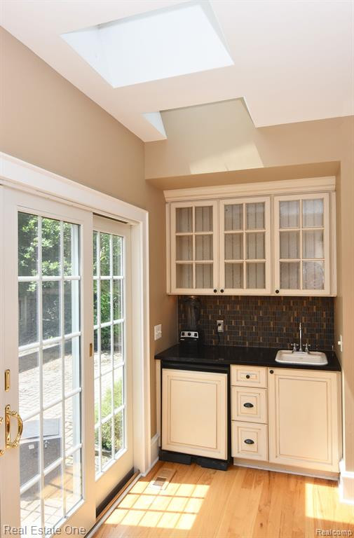 69 S HOLCOMB Road, Clarkston, MI — Photo 21