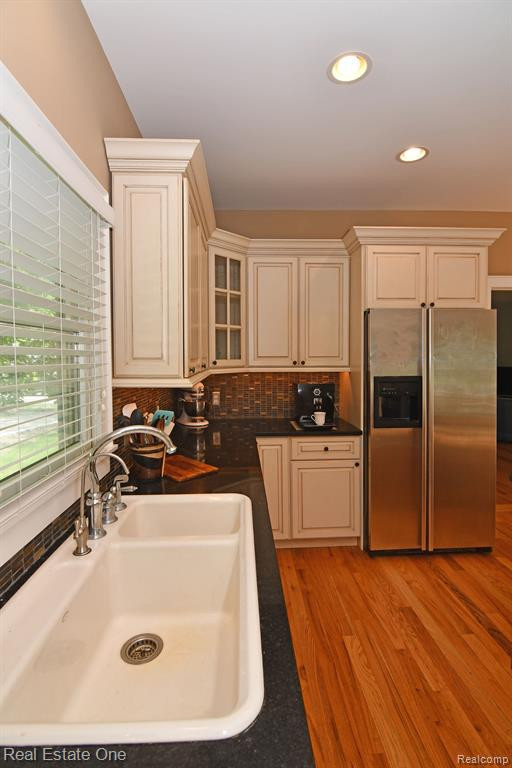 69 S HOLCOMB Road, Clarkston, MI — Photo 24