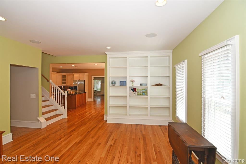 69 S HOLCOMB Road, Clarkston, MI — Photo 28