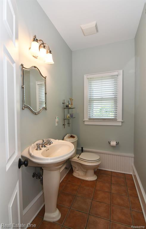 69 S HOLCOMB Road, Clarkston, MI — Photo 40