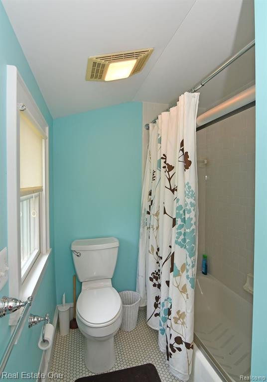 69 S HOLCOMB Road, Clarkston, MI — Photo 50