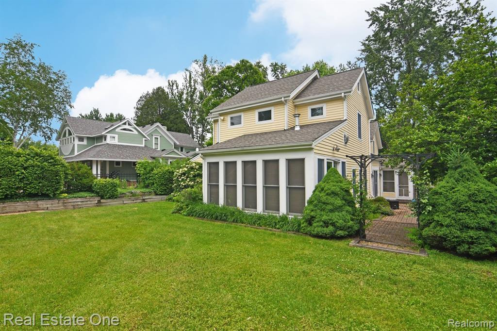 69 S HOLCOMB Road, Clarkston, MI — Photo 61