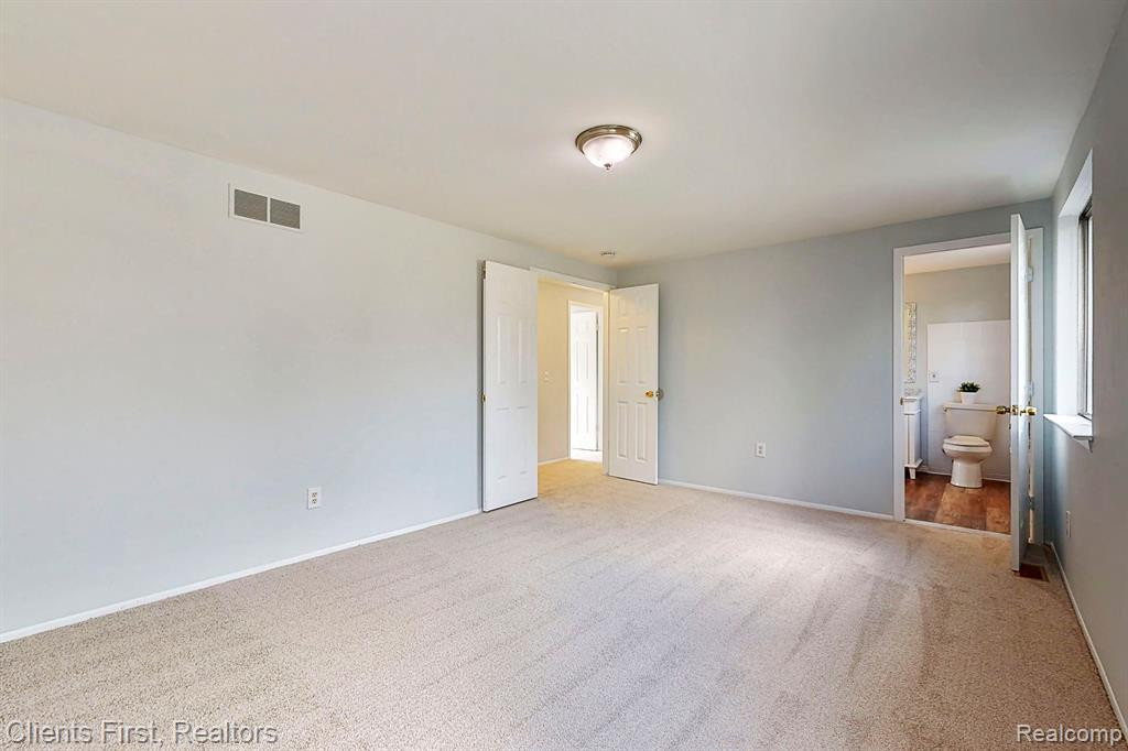 881 QUEENS Way, Canton, MI 48188 — Photo 26