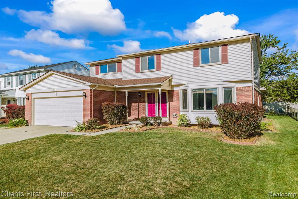 881 QUEENS Way, Canton, MI 48188 — Photo 38