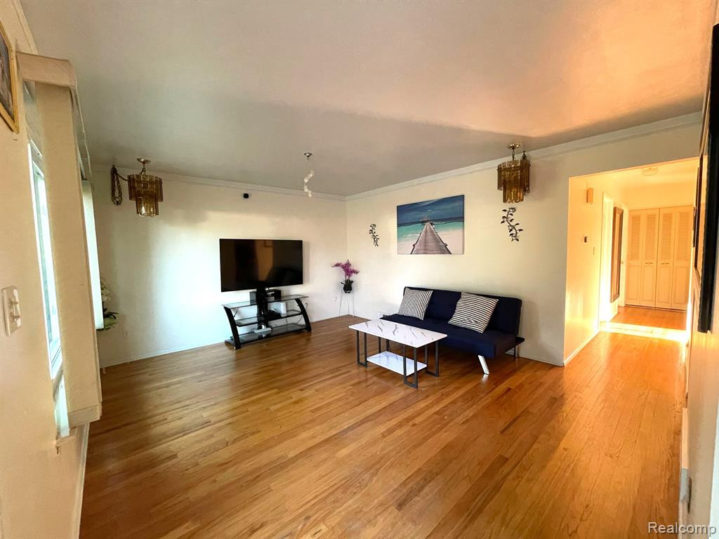 4768 PARENT Avenue, Warren, MI 48092 — Photo 8