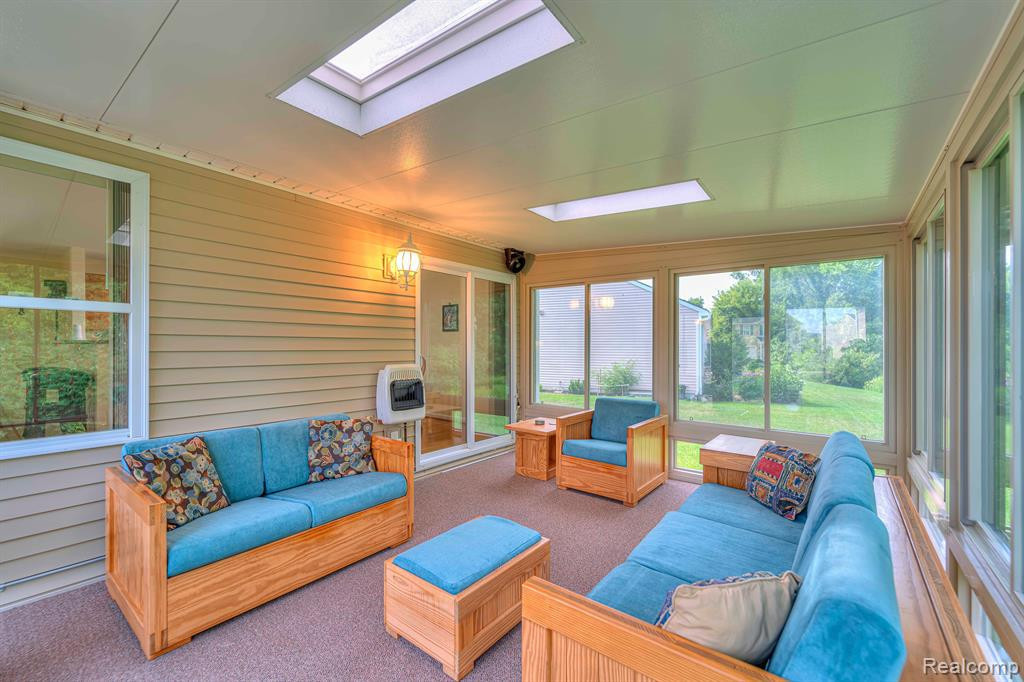 8202 BAYBERRY Court, Dexter, MI 48130 — Photo 17