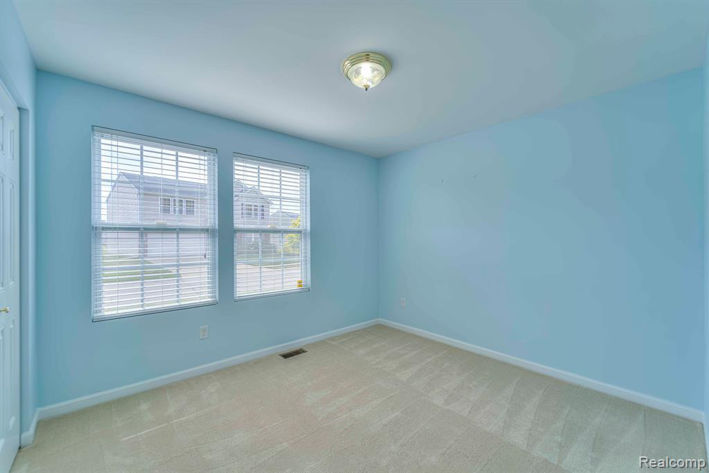 8202 BAYBERRY Court, Dexter, MI 48130 — Photo 23