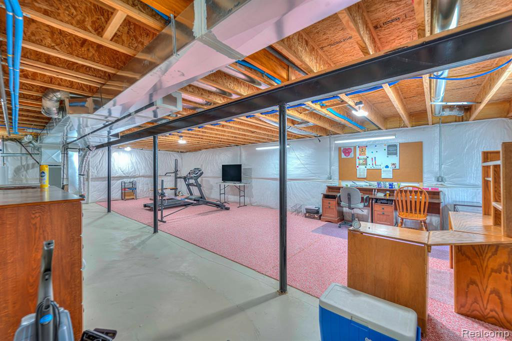 8202 BAYBERRY Court, Dexter, MI 48130 — Photo 30