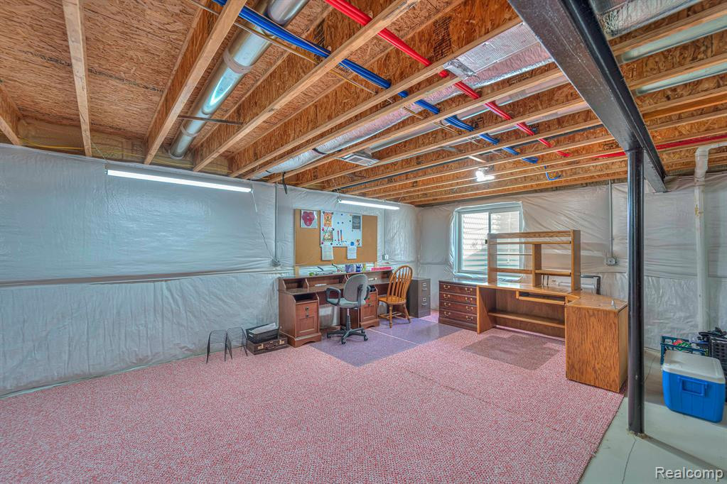 8202 BAYBERRY Court, Dexter, MI 48130 — Photo 31