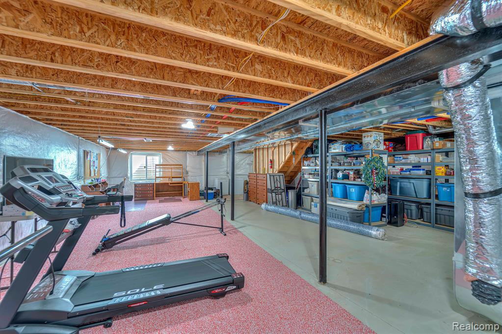 8202 BAYBERRY Court, Dexter, MI 48130 — Photo 33