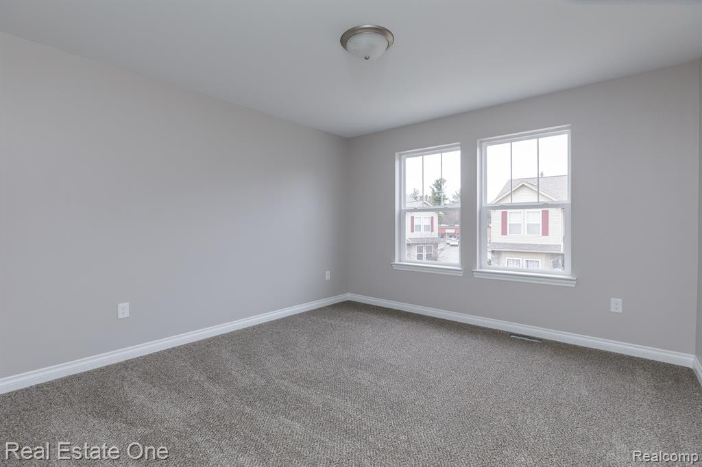 139 Jordyn Way, 15, Oxford, MI 48371 — Photo 32