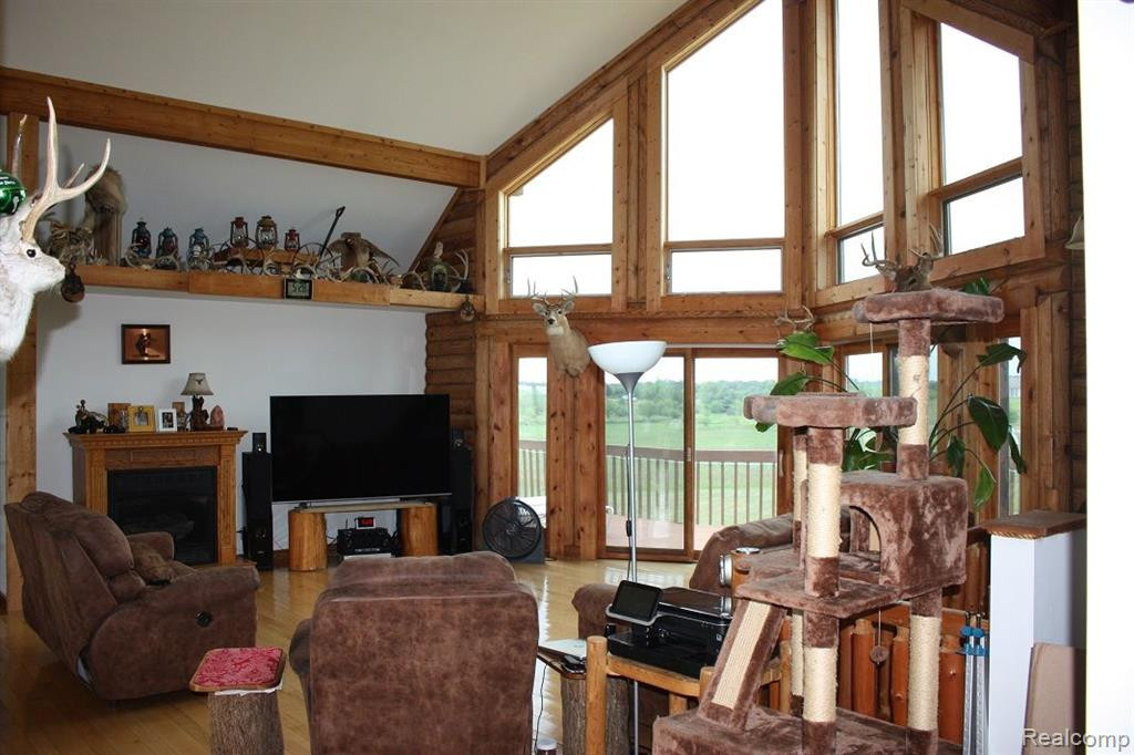 16531 WASHBURN Road, Grass Lake, MI 49240 — Photo 12