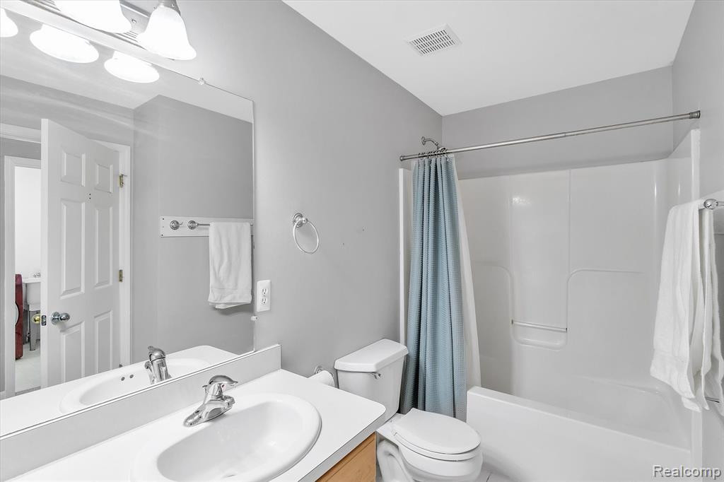 650 PARK LANE Road, Chelsea, MI 48118 — Photo 36