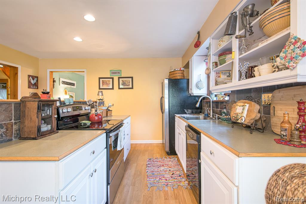 6675 WAGNER Road, Imlay City, MI 48444 — Photo 10