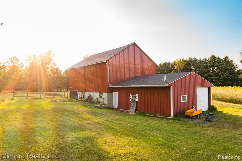 6675 WAGNER Road, Imlay City, MI 48444 — Photo 30